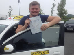 sarah passed after drivng lessons in headley with wendy mclaren